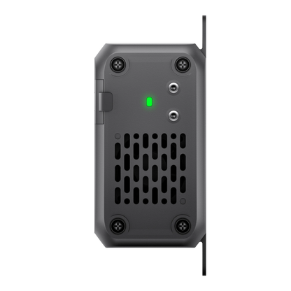 BLUETTI Charger 1 (560W Alternator Charger)